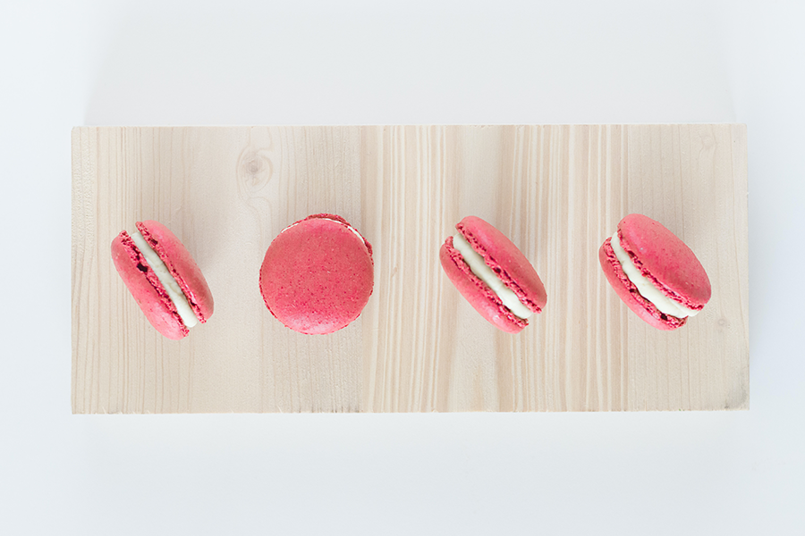 Poppin' Peppermint Macarons