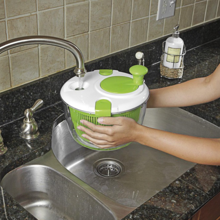 Salad Spinner And Electric Tea Kettle
